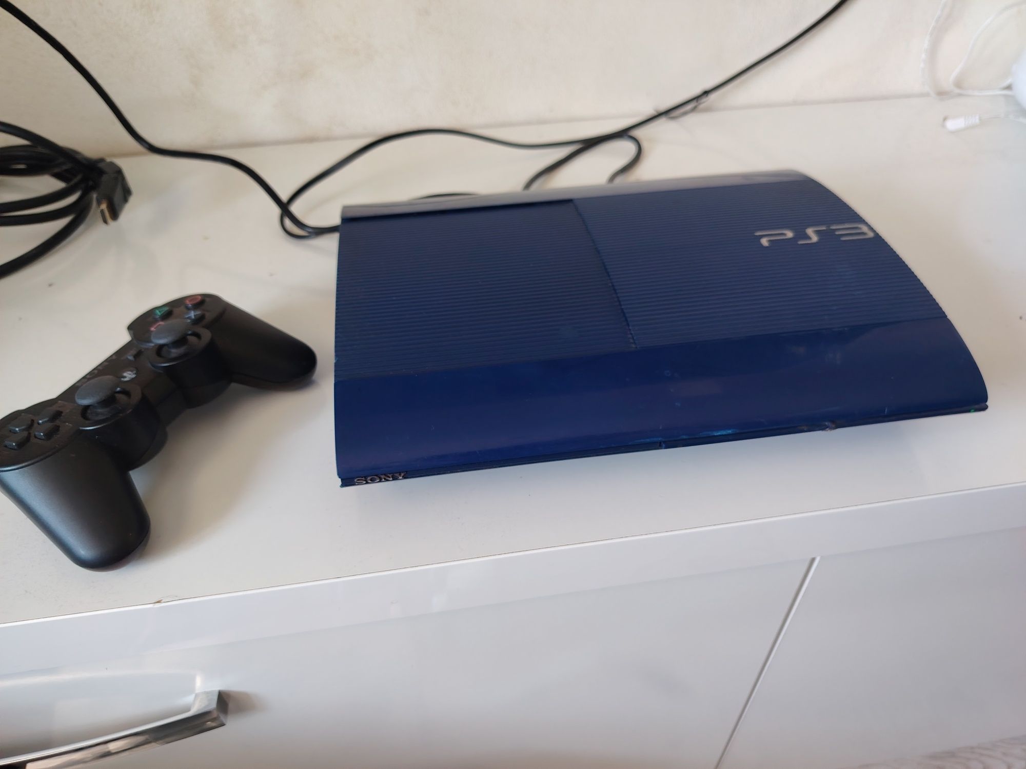 Consola PS3 Super Slim GT5