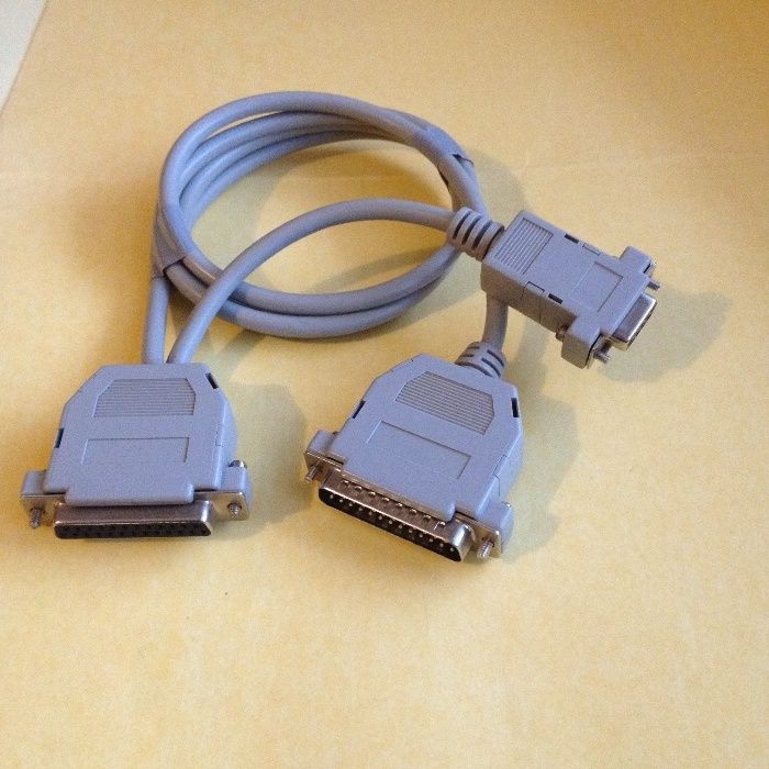 Cablu serial/paralel pentru imprimanta/modem