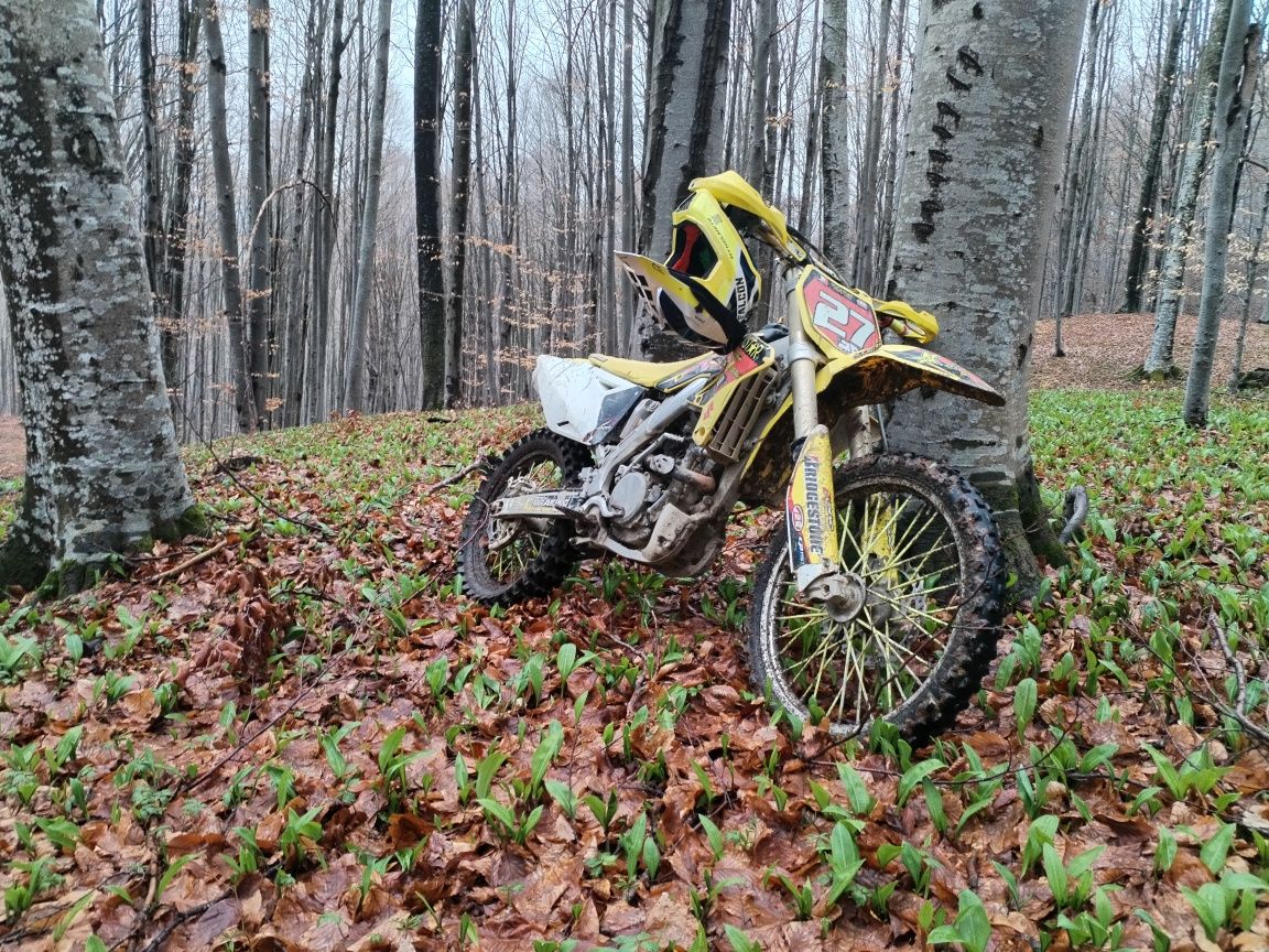 Vand cross suzuki rmz 250