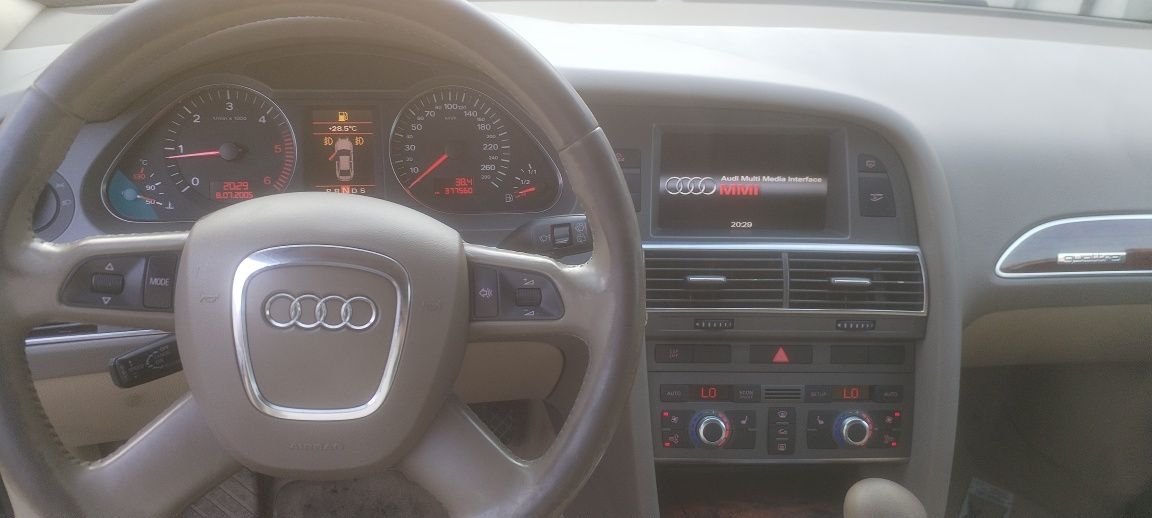 Vând audi A6 C6 3L