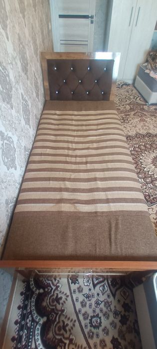 Диван В хорошем состоянии