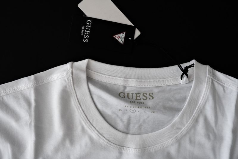 ПРОМО GUESS-M и XL-Regular fit-Оригинална мъжка бяла тениска