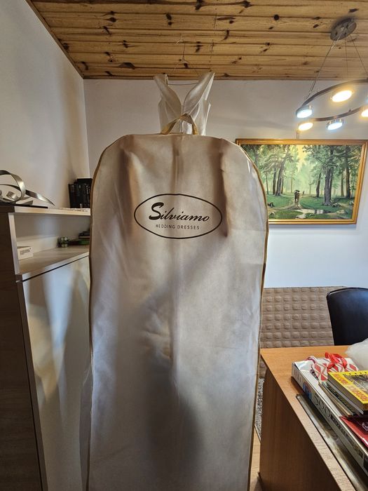 Vand rochie de mireasa