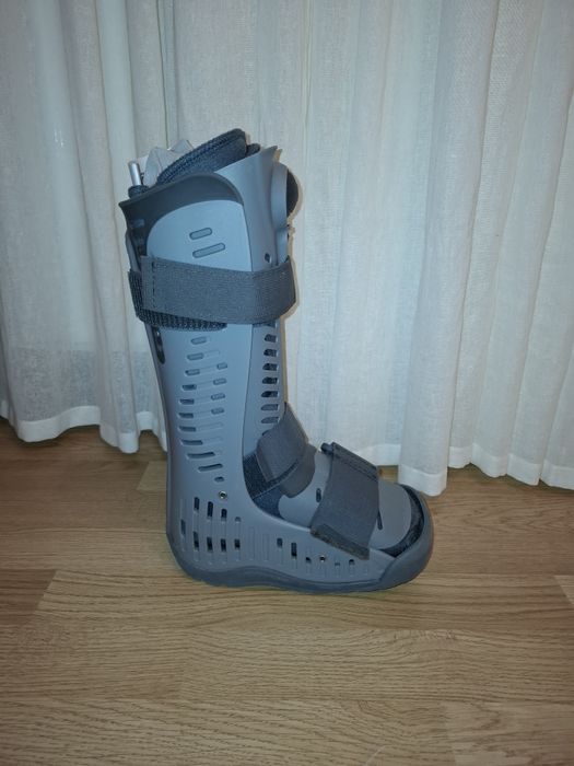 Orteza Rebound Air Walker Ossur Mărime XS