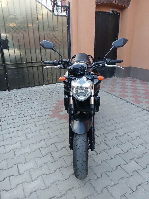 Vând yamaha fz6 impecabila