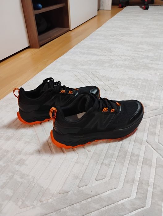 Маратонки Ню баланс