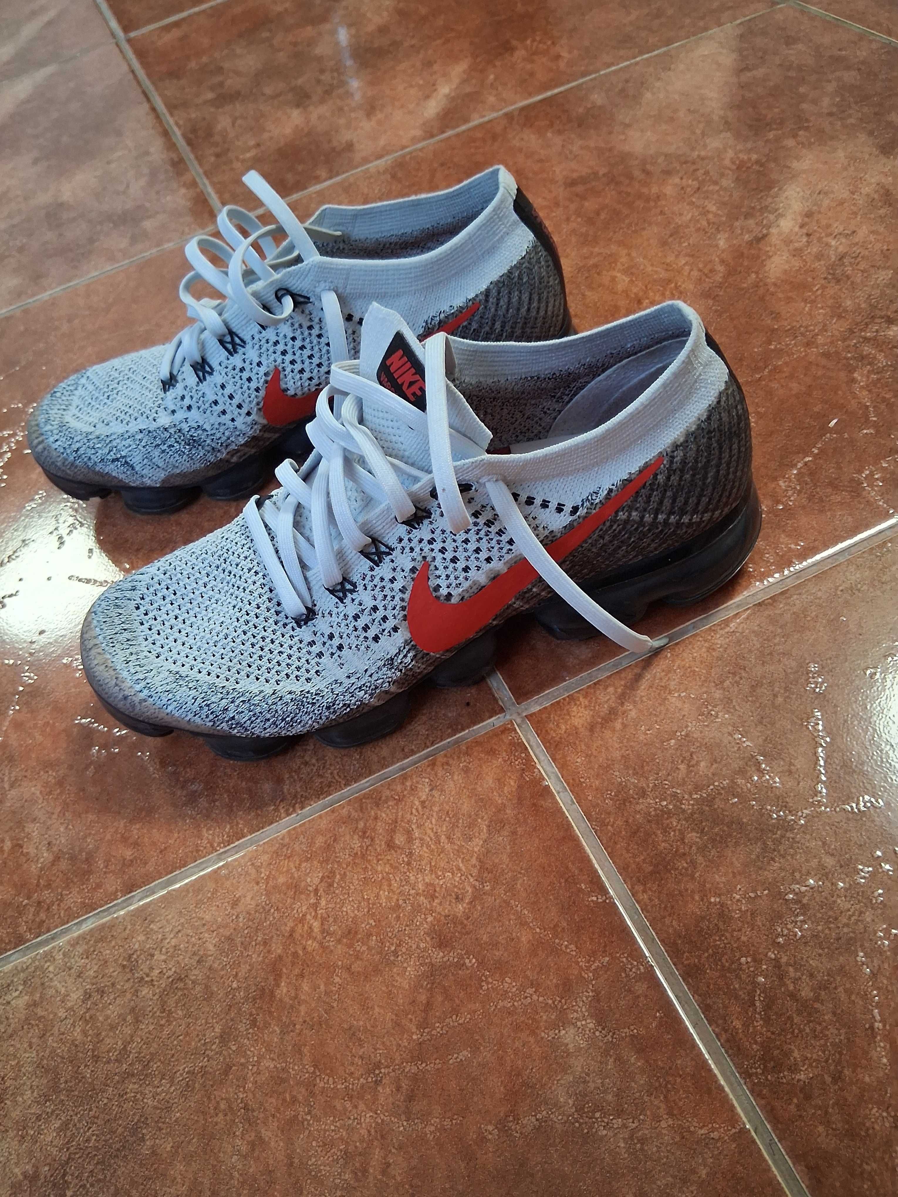 Adidasi Nike Vapormax 41