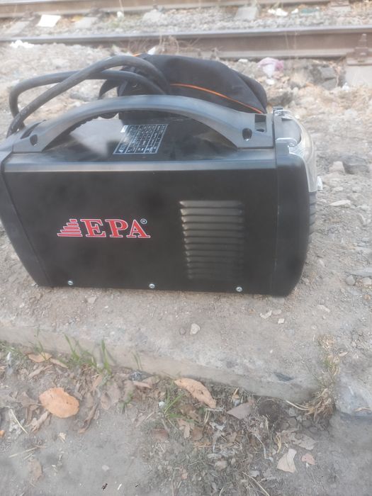 Сваришний аппарат сотилади