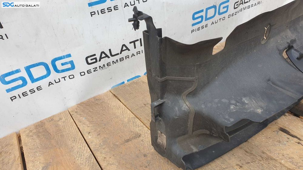 Deflector Captator Aer Radiator BMW Seria 3 F30 F31 2011 - 2018 Cod 51747255414 7255414 [L7852]