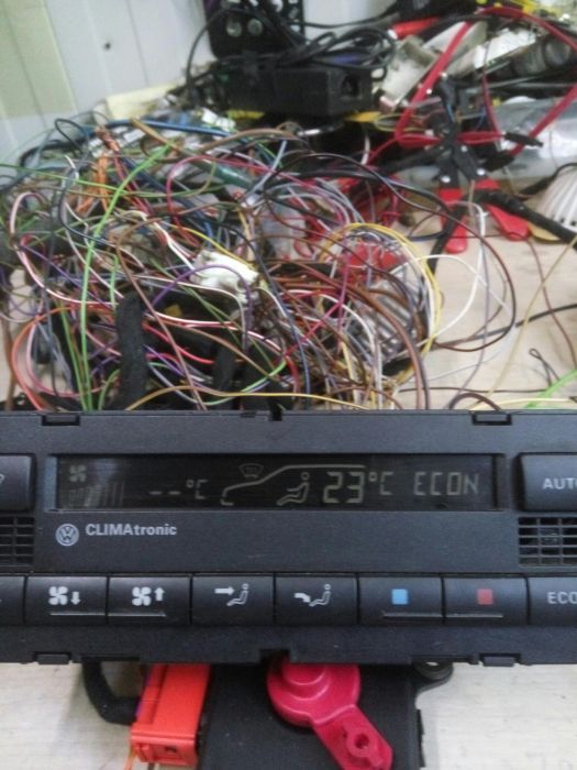 Instalatie climatronic vw, lumini ceasuri Golf 4