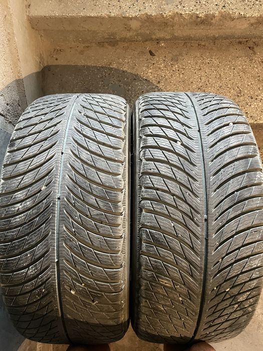 245/45/17 2 броя зимни гуми Michelin !