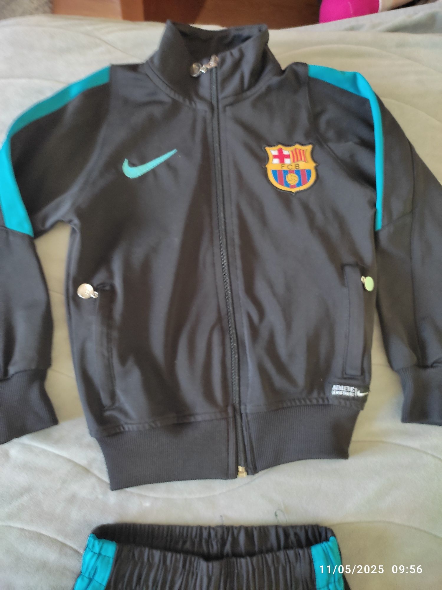 Оригинален спортен екип на Nike
