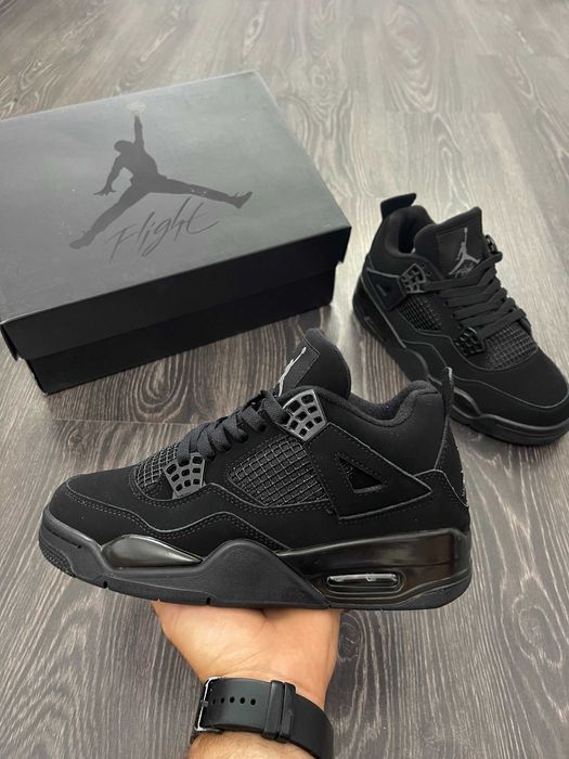 Adidasi NIKE Air JORDAN 4 Retro Black Cat Premium din Piele la Cutie
