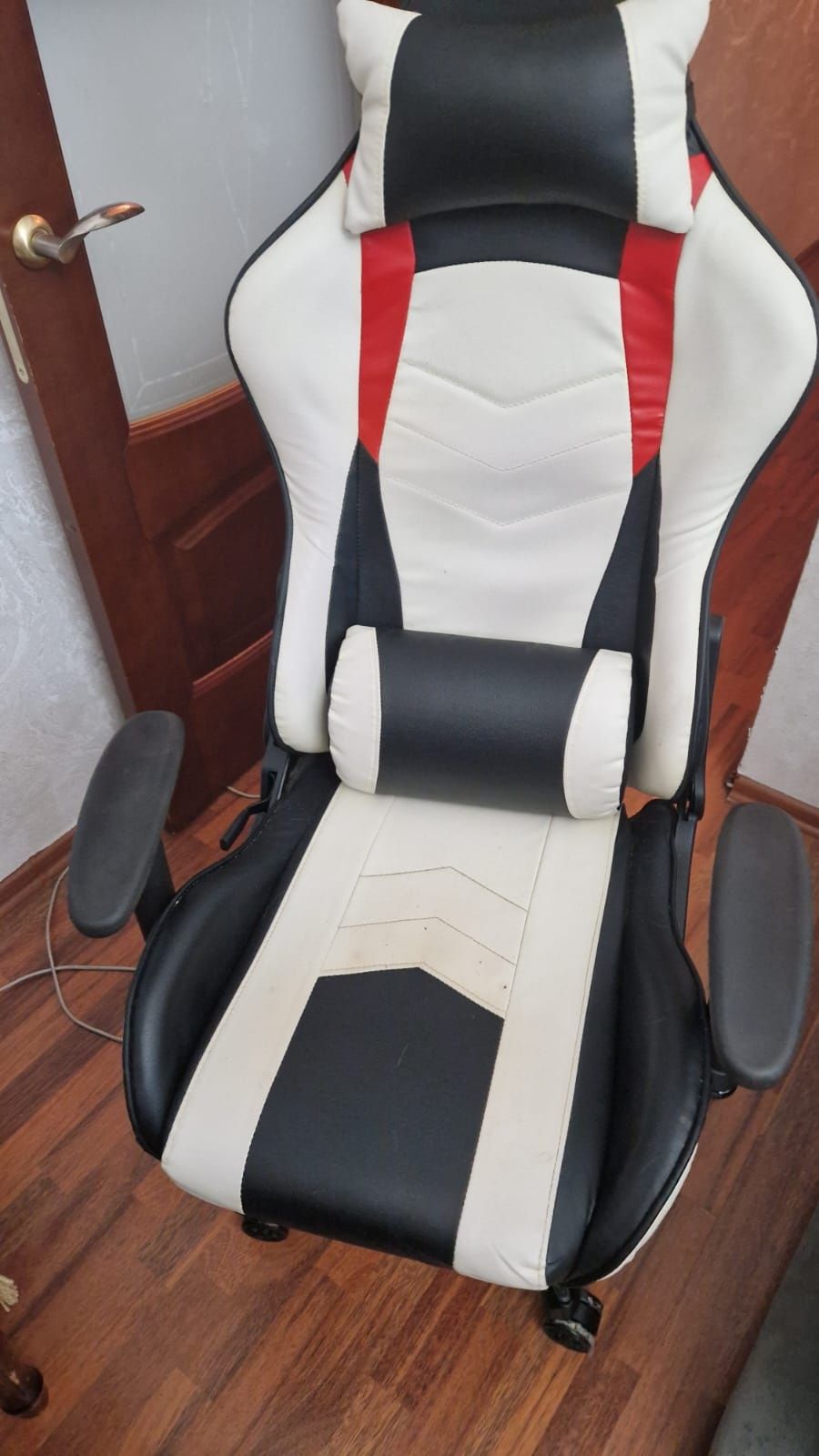 Кресло игровое продаю