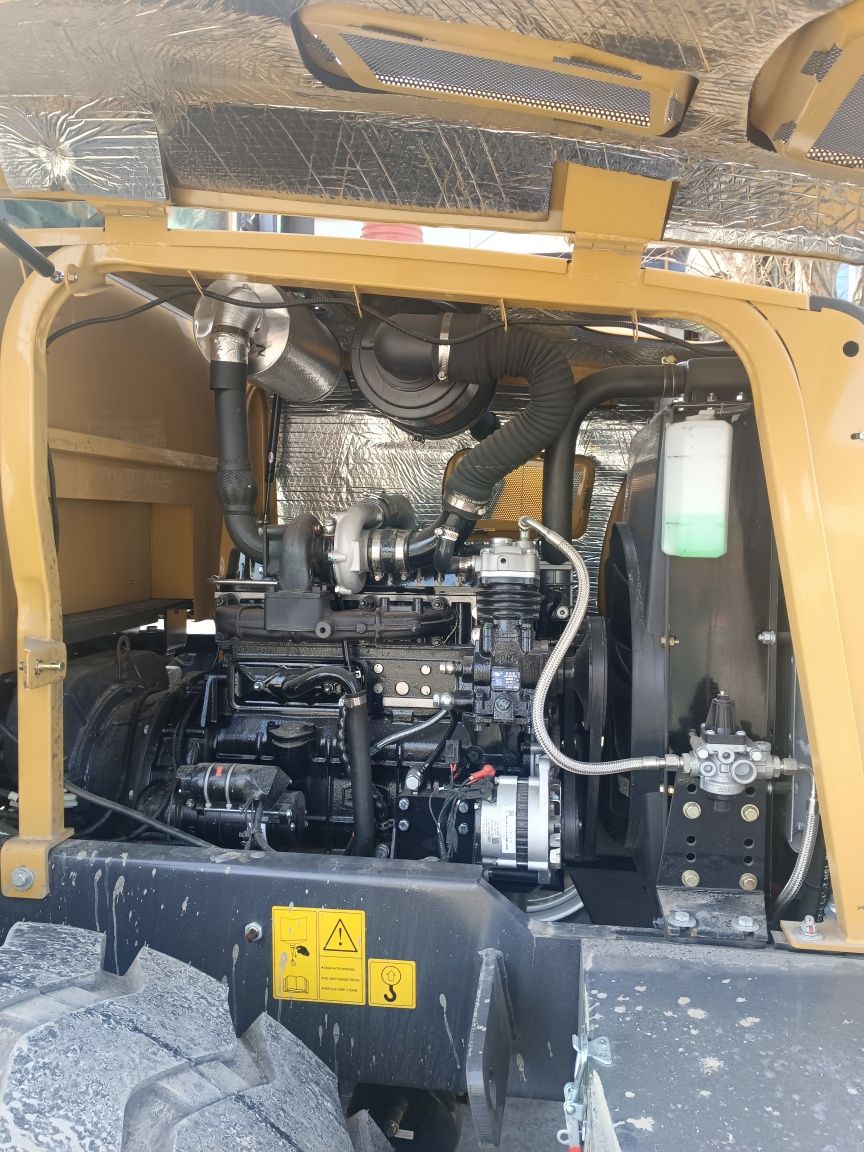 Фронтальный погрузчик LGMA YUNNEI 4102 turbo