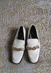 Pantofi/loafers Zara