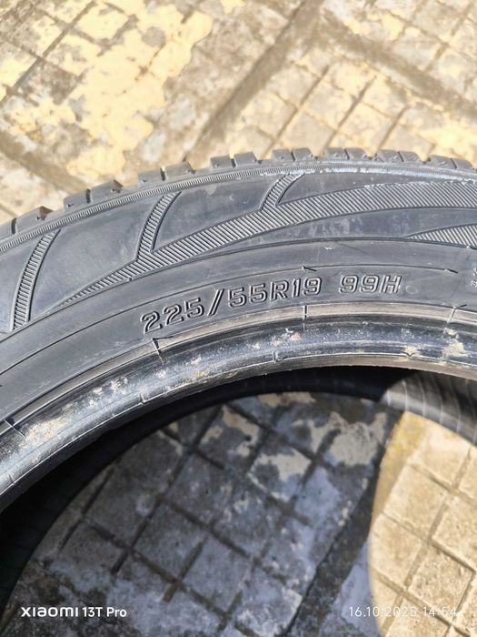 Продавам всесезонни гуми Falken EUROWINTER HS01 SUV 225 55 19