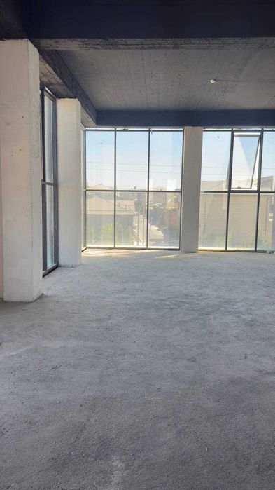 Продам нежилое помещение Бизнес центр