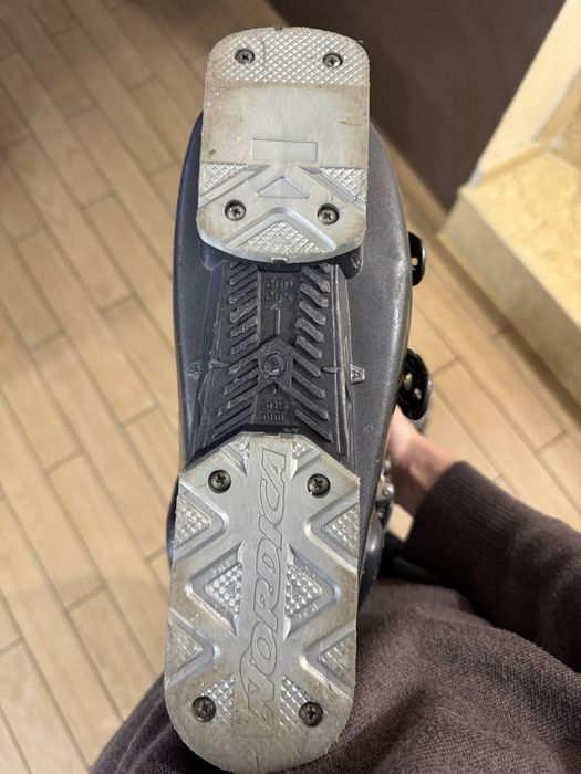 Дамски / женски ски обувки Nordica Olympia Em8 / 260-265 / 305 мм