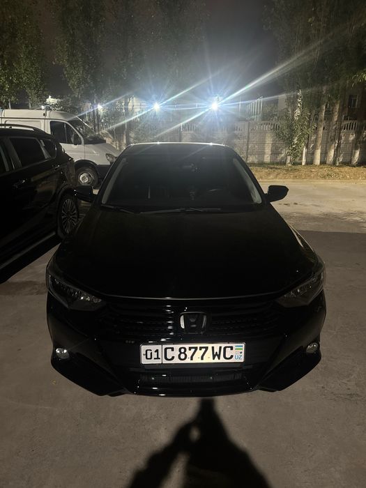 Honda crider xolati yaxwi mowina butun kraskasi yoq srochna sotiladi