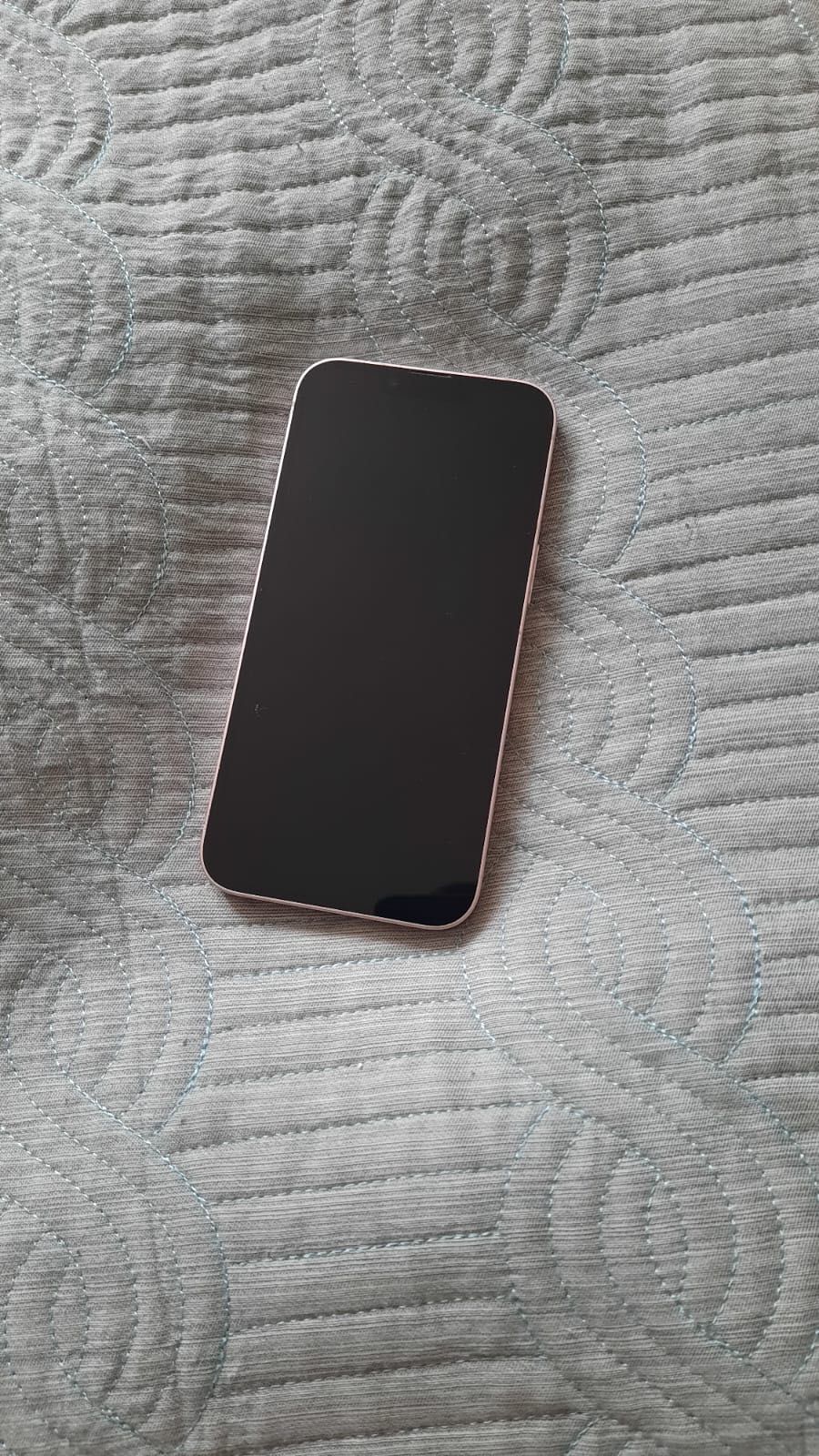 Смартфон Apple iPhone 13 256Gb Розовый