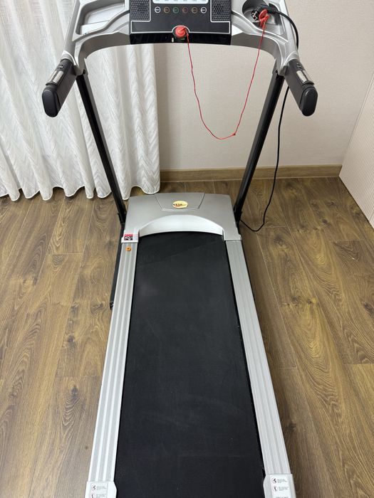 Беговая дорожка, спортивная, кардио. Почти новая