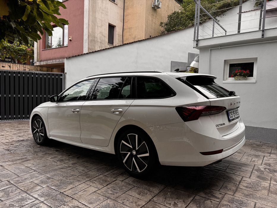 Skoda Octavia Black Edition 2.0TDI DSG 2022 Matrix Head-Up