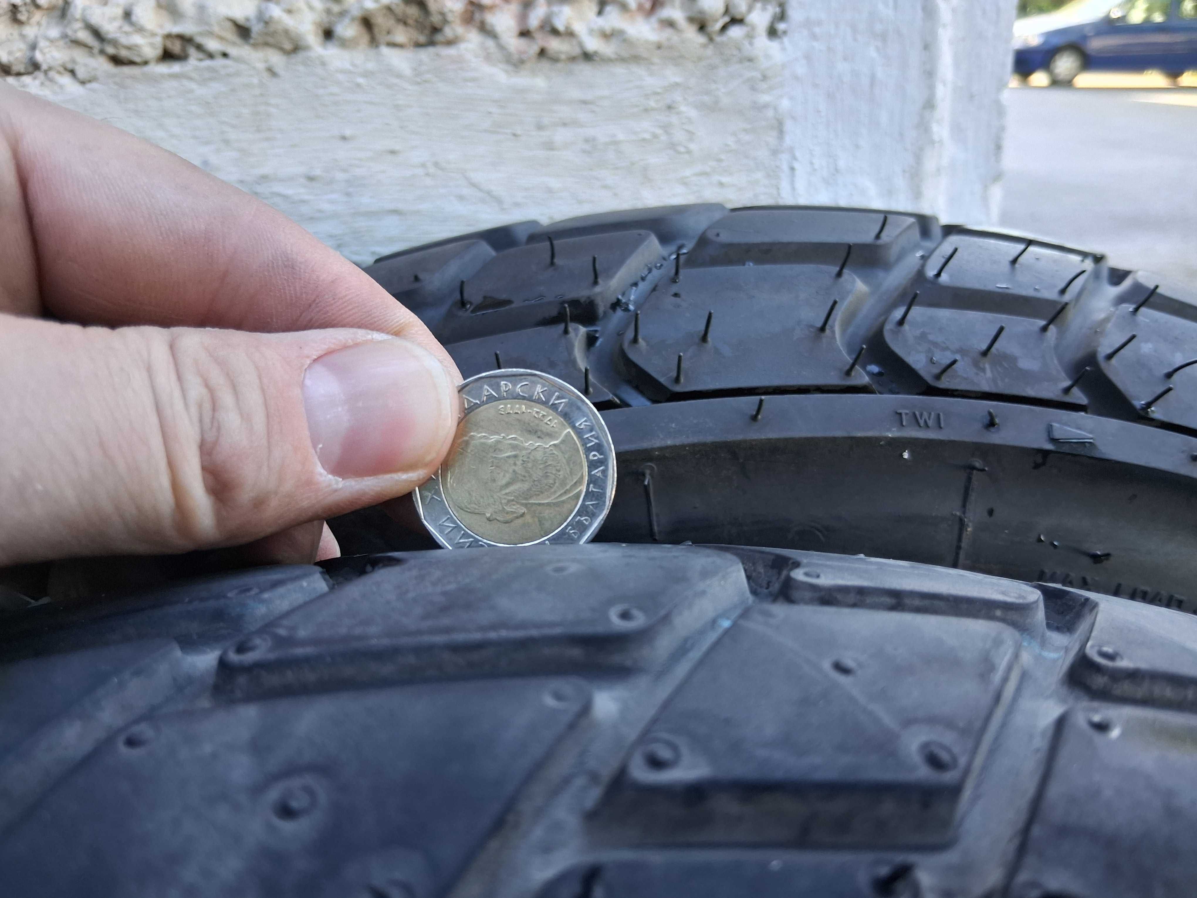гуми Pirelli MT60 RS 130/90r16 и 150/80r16 от Indian Scout Bobber