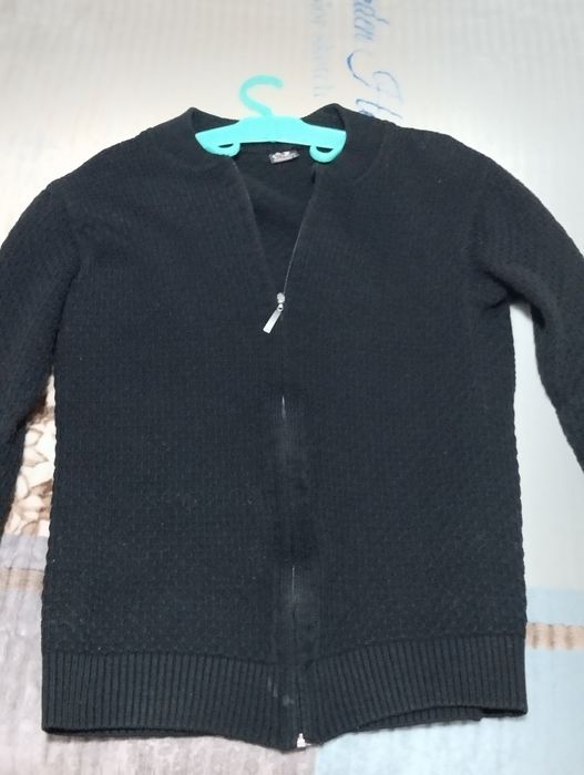 Продаются привозные в отличном состоянии вещи