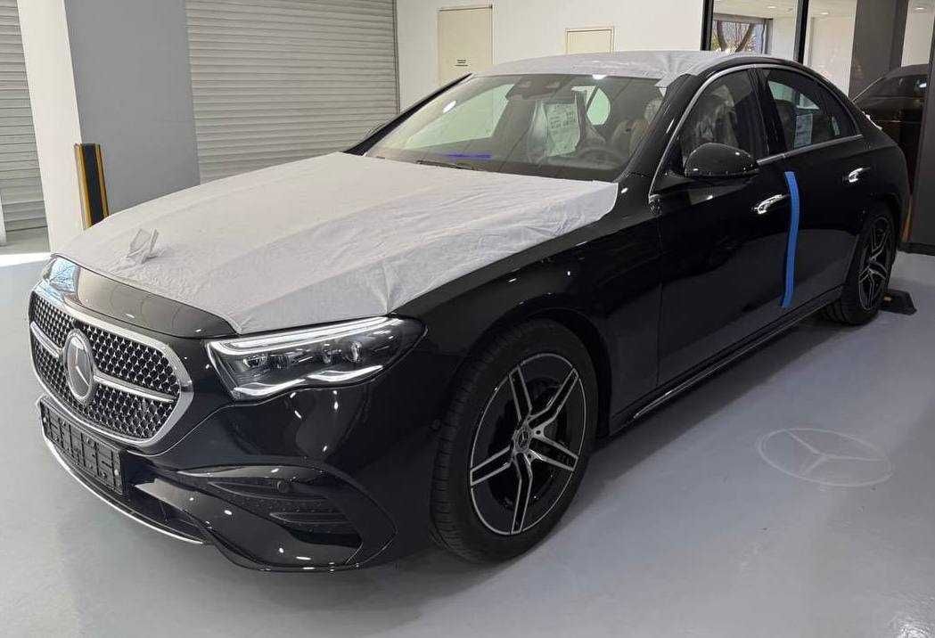 Mercedes-Benz E300 модель 2025  В Наличии