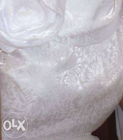 Rochie de mireasa agnes toma culoarea alb