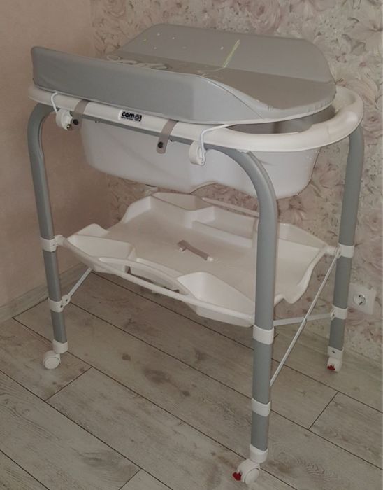 Пеленальный столик (Италия)