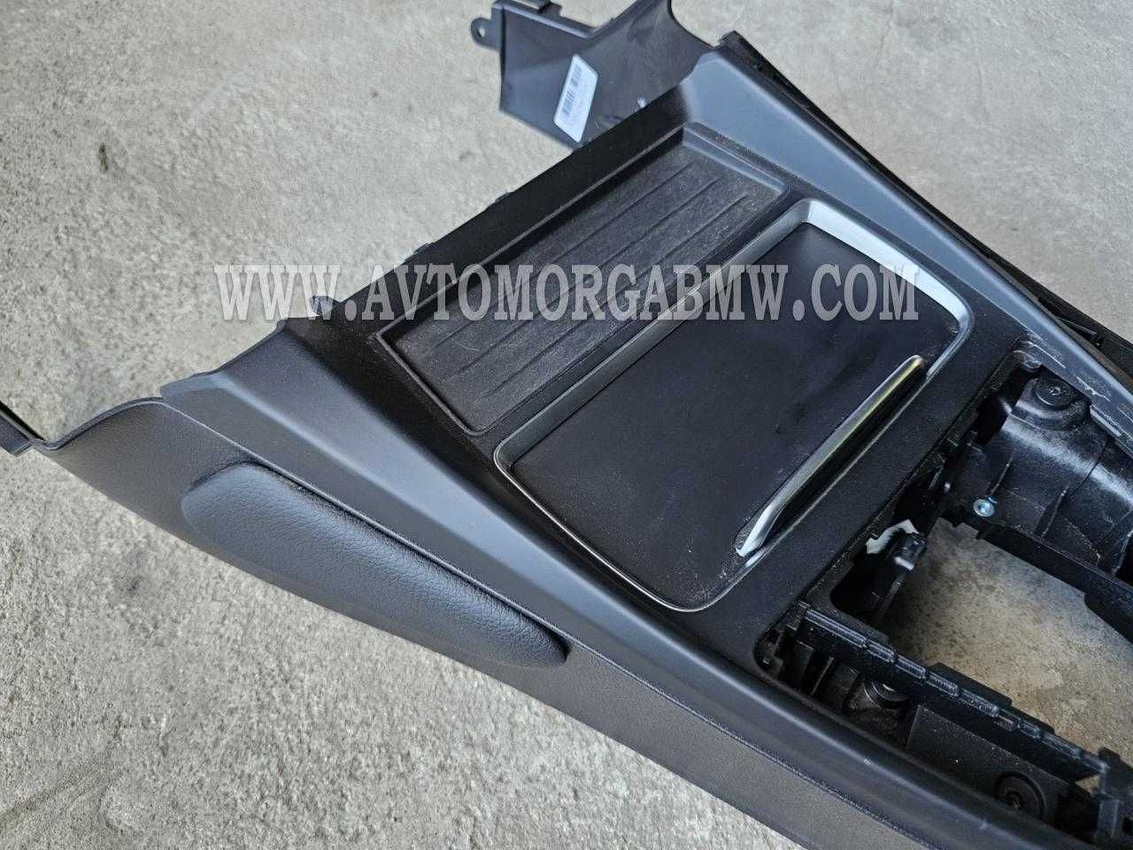 Бмв 1 Ф20 Ф21 Барче с подлакътник Bmw F20 F21 безжично зарядно телефон