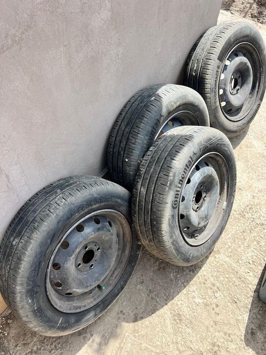 Jante 4x100+anvelope continental 185 65 r15 (Dacia Logan)