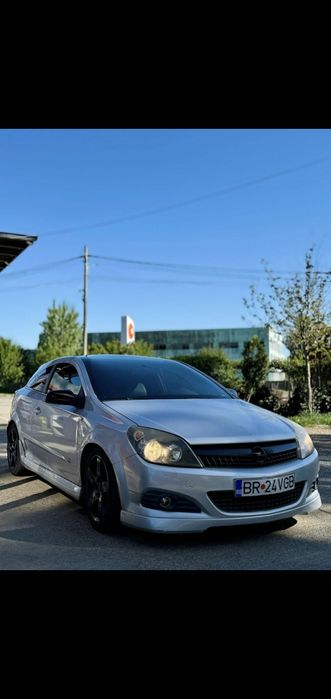 Opel astra h gtc