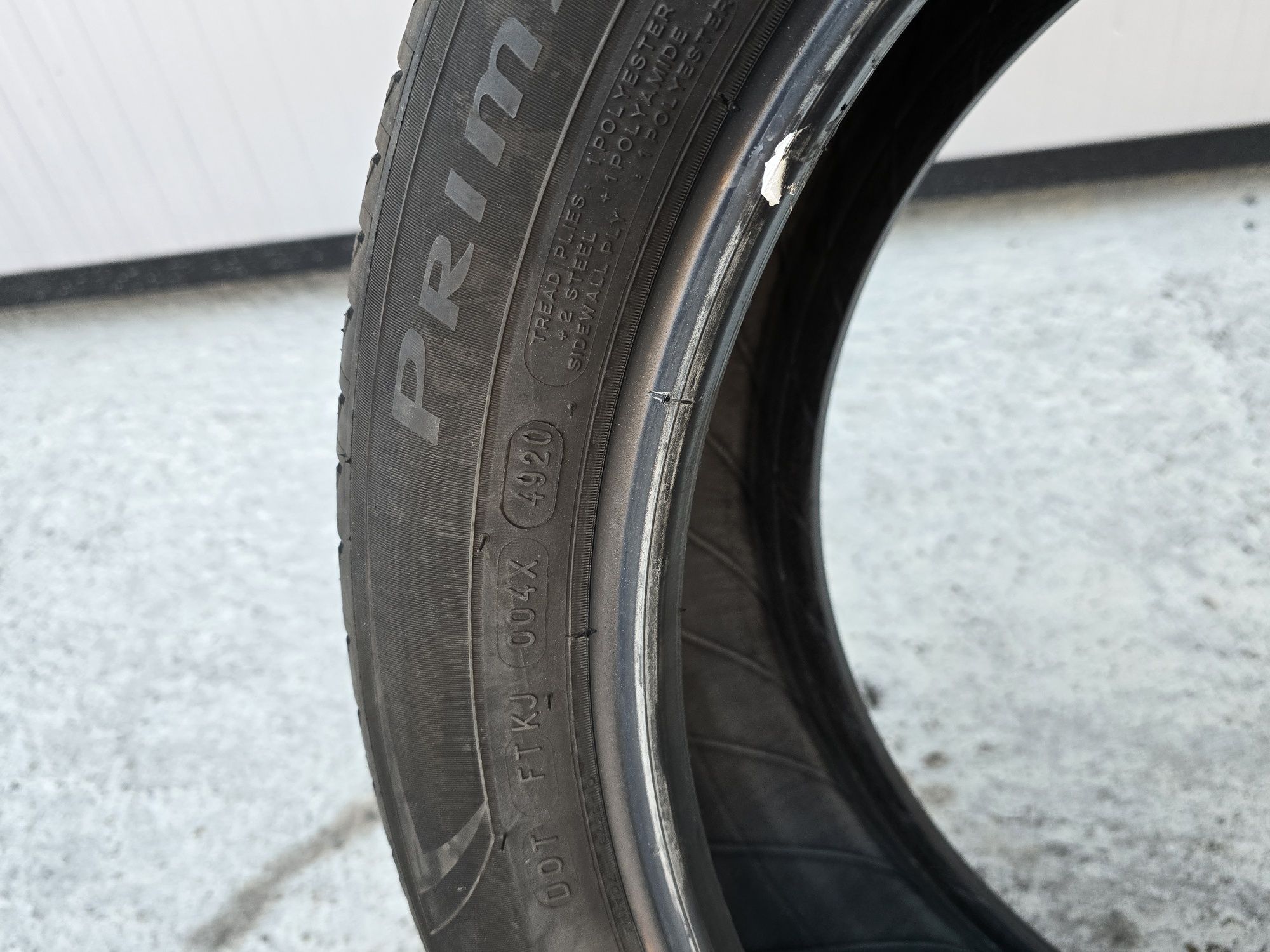 2 Броя 215/50/18 Michelin 5,2mm 2020DOT