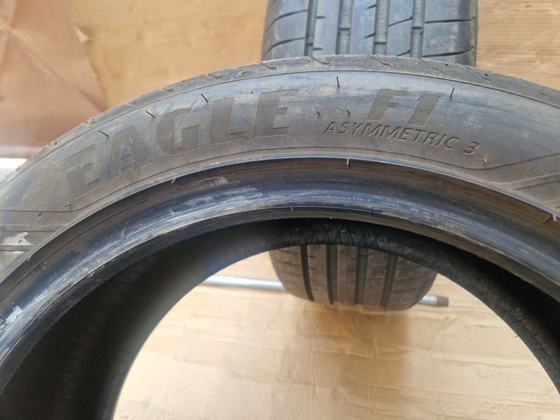 2 Goodyear R18 245/45
летни гуми 
DOT4423