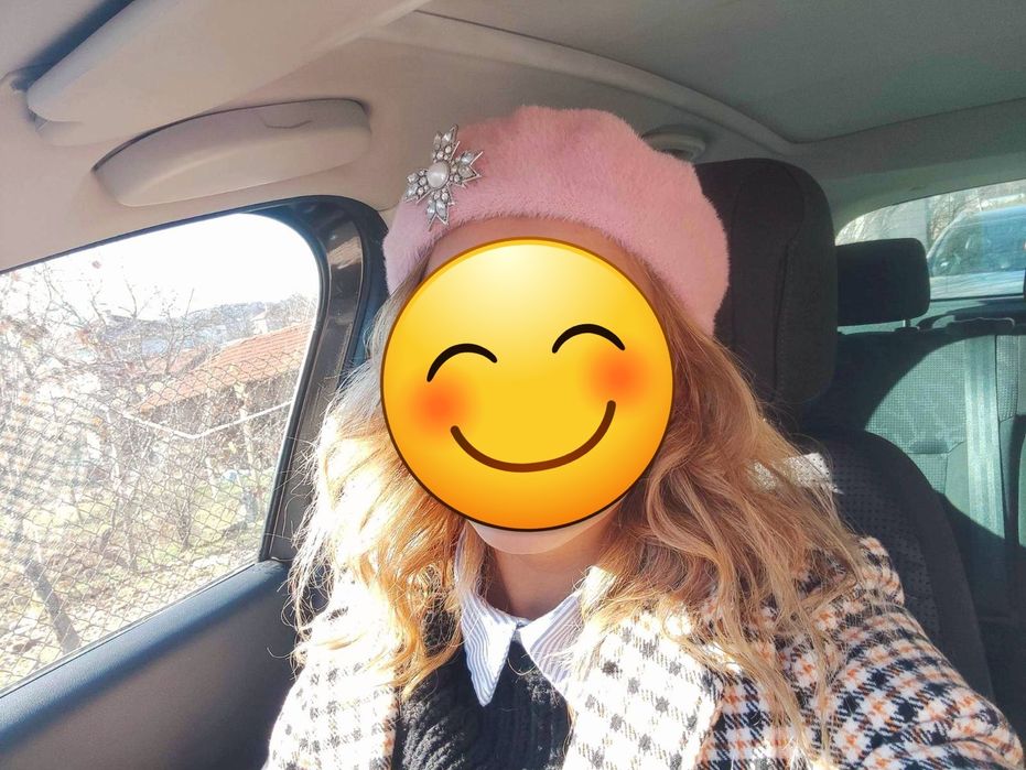 плюшена Розова дамска шапка тип барета