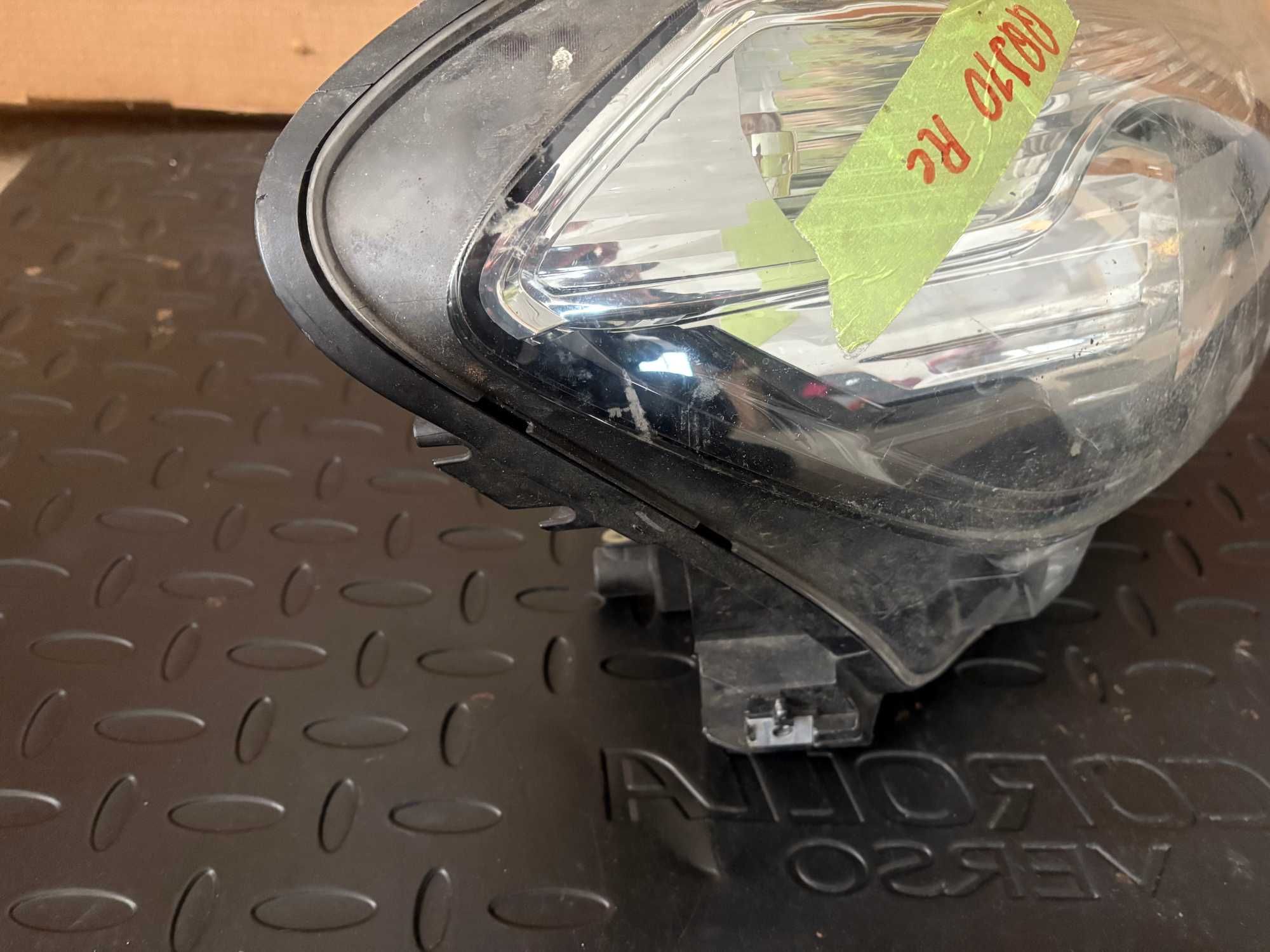 Десен фар за Нисан Кашкай / Nissan Qashqai 2010 - 2014
