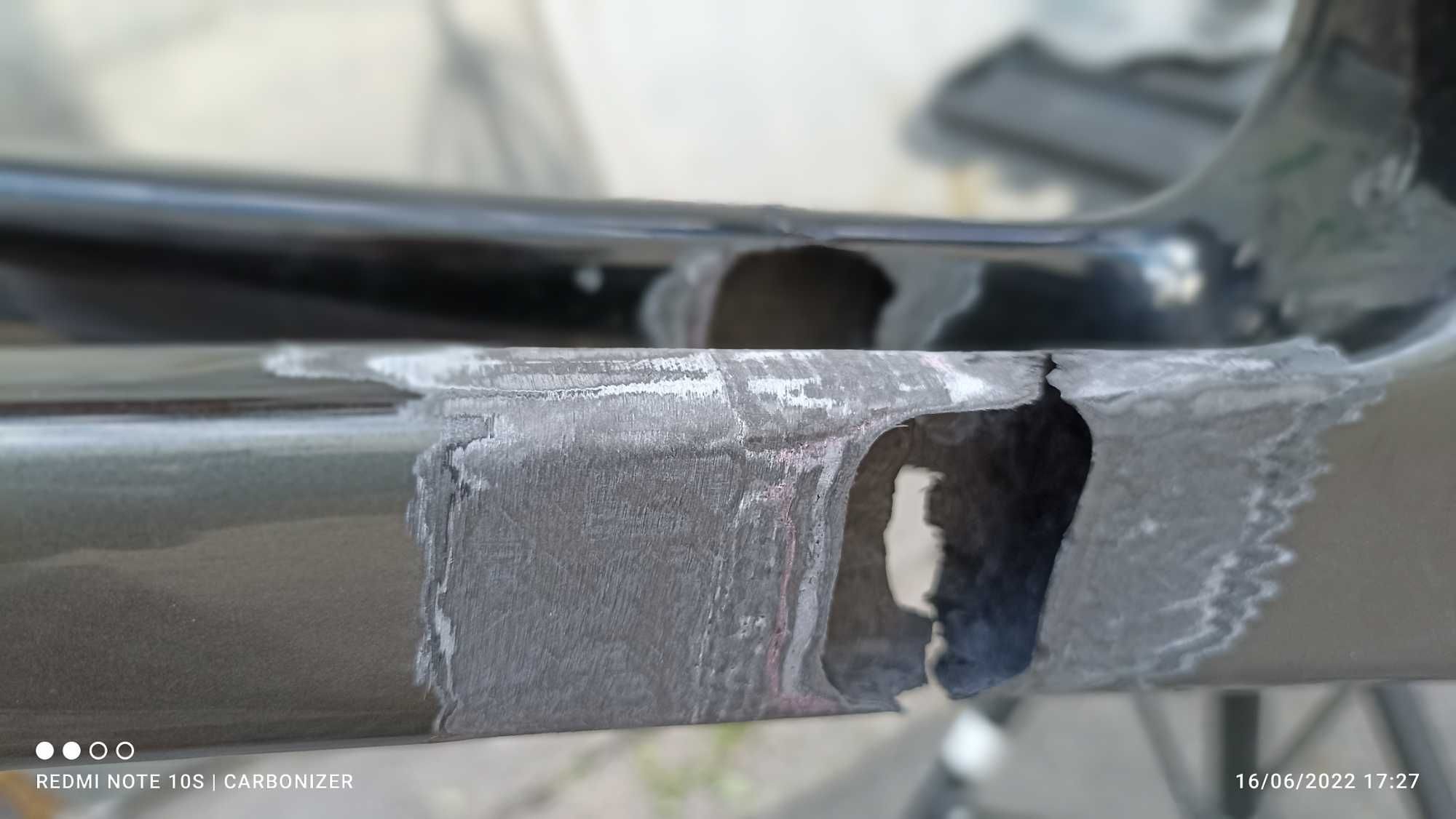 Reparatii cadre biciclete carbon; restaurari/vopsitorie