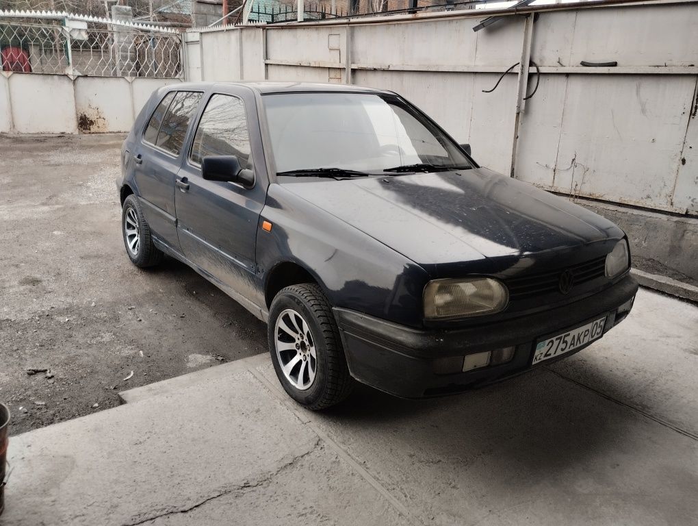 Продам автомашину golf 3