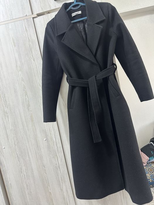 Продам тёплое на подкладе