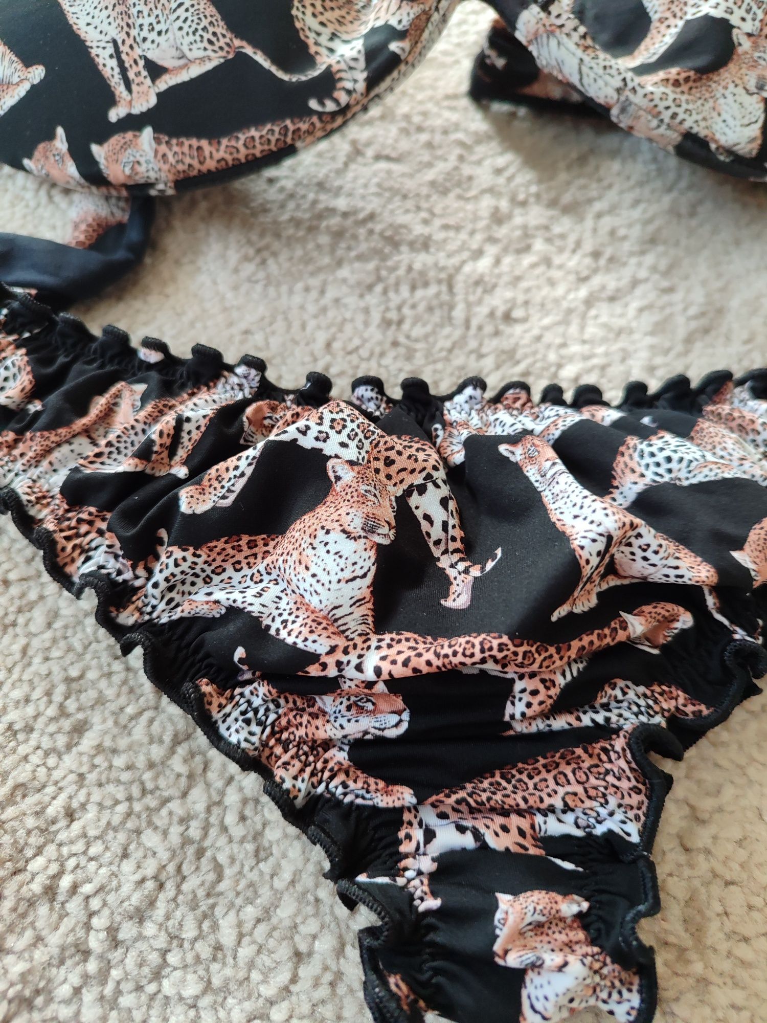 Бански Calzedonia