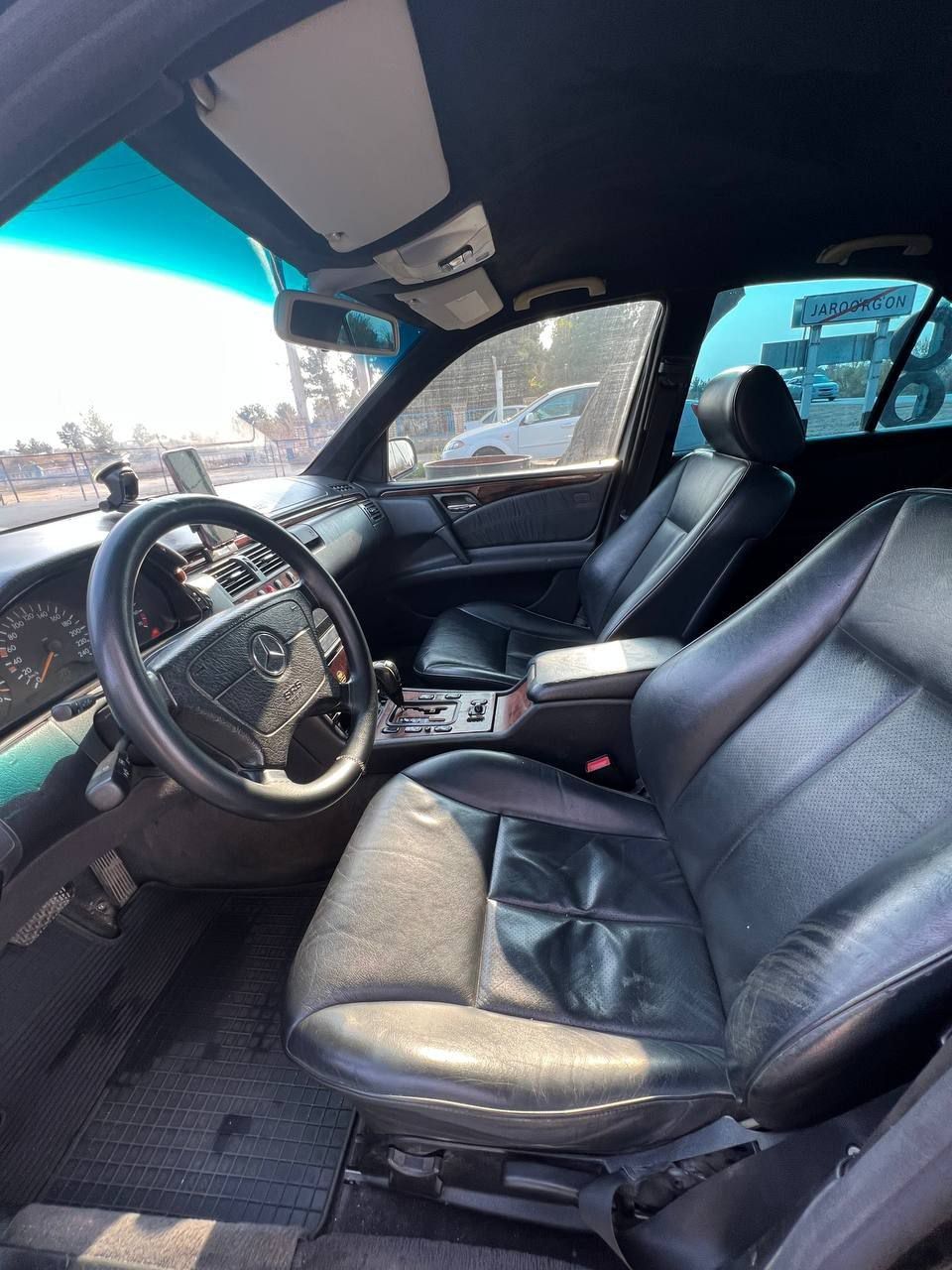 Mersede benz w210