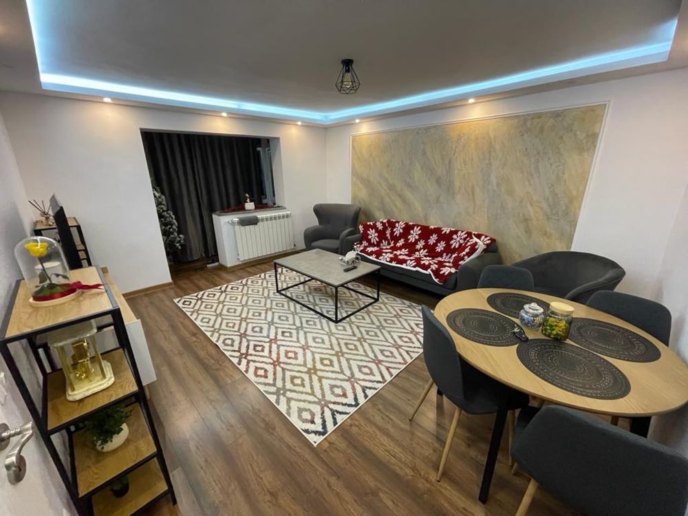 Vand apartament cu 4 camere burdujeni orizont