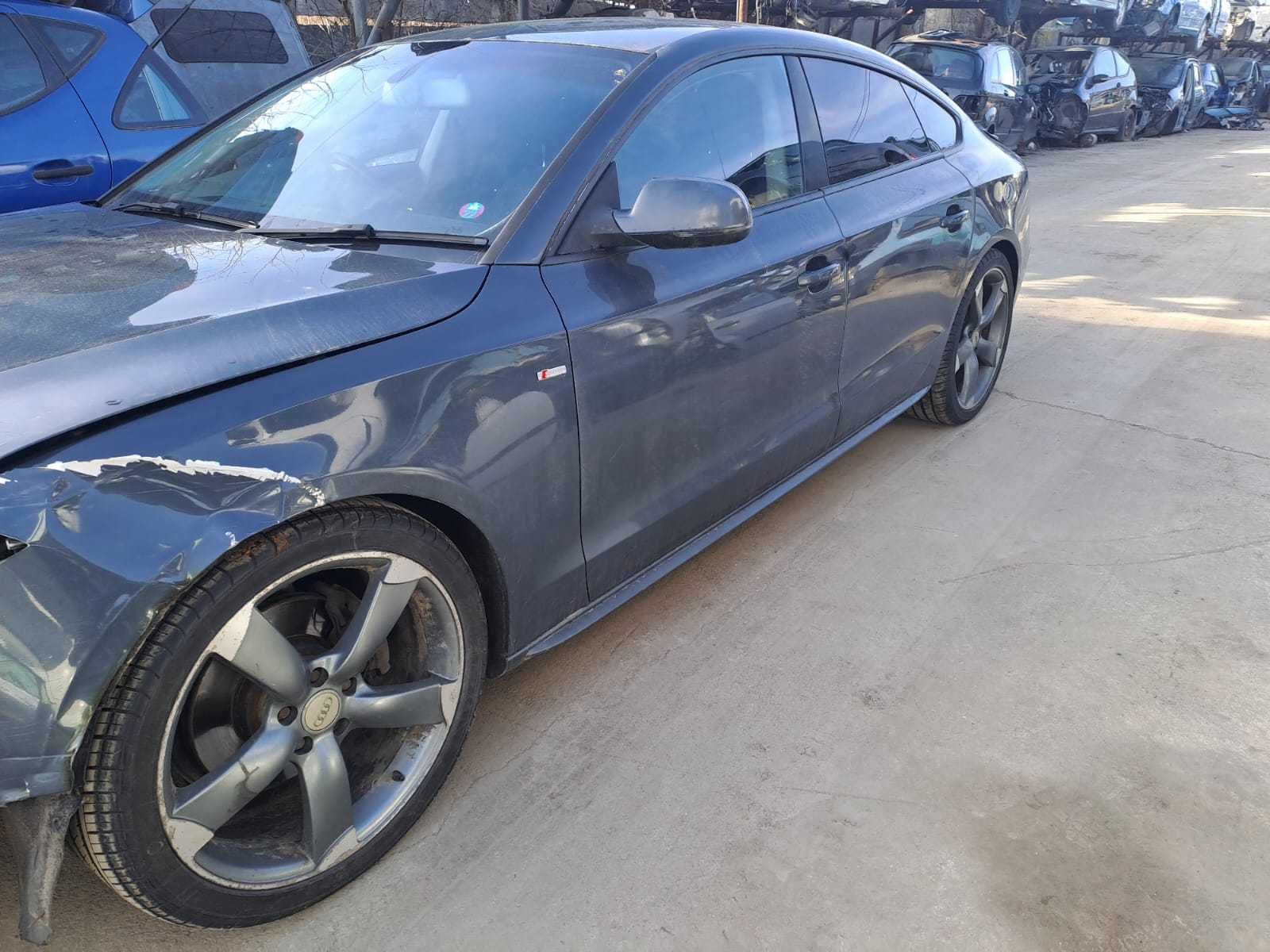 Dezmembrez Audi A5 2.0 TDi 170 cp an 2009 cod motor CAHA