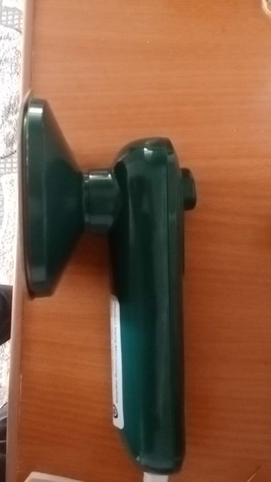 Продам маленький дорожный  миниутюг