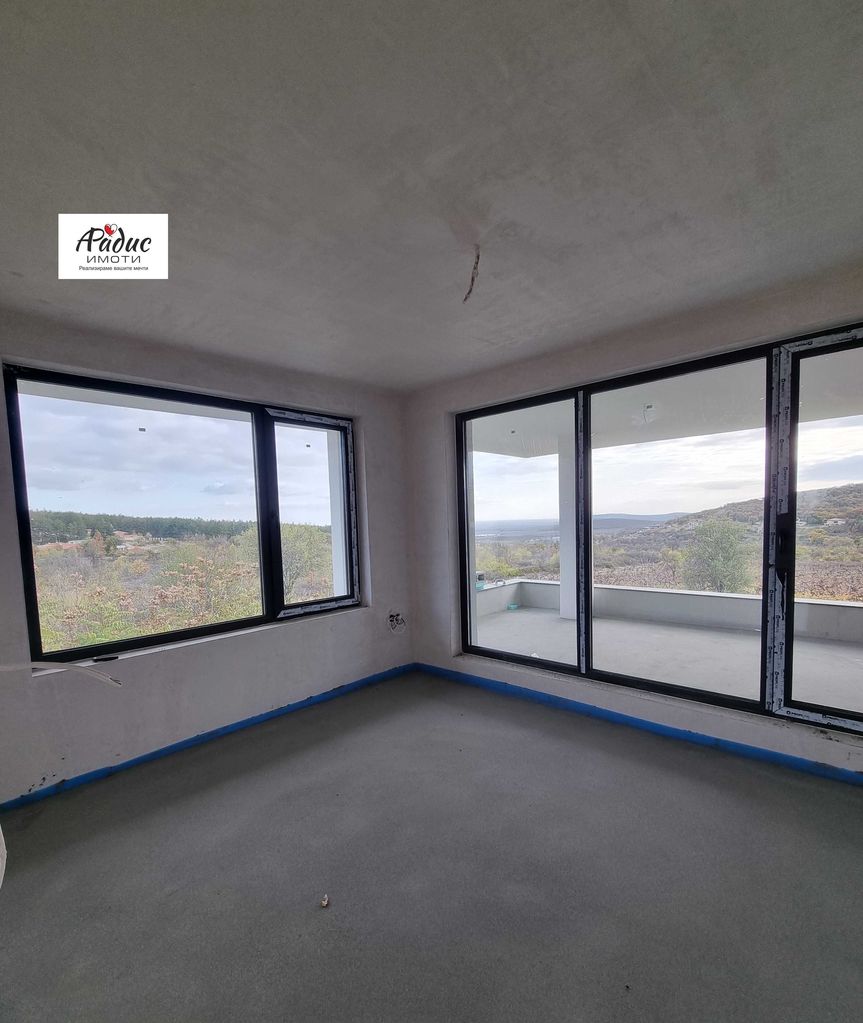 Продава се Къща в Стара Загора, Студентско градче - 285 кв.м за 1200 €/кв.м - Снимка #8