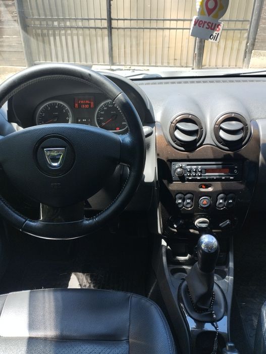 Dacia Duster,modelul prestige,1,5dci,90cpan fabricație 2011,unic propr