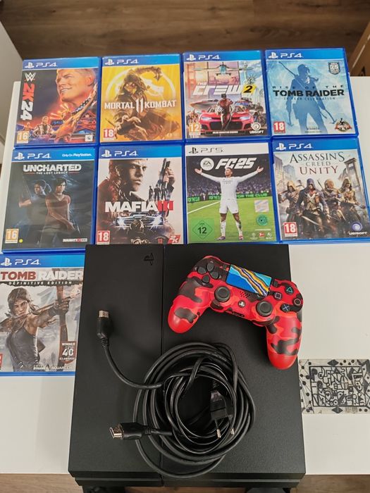 Consolă PS4 cu 1 controler și 9 jocuri de vânzare